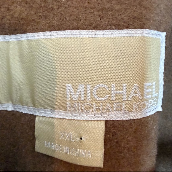 Michaels Kors Wool Blend Structured Tan Peacoat with Lining and Pockets Warm - Picture 14 of 16